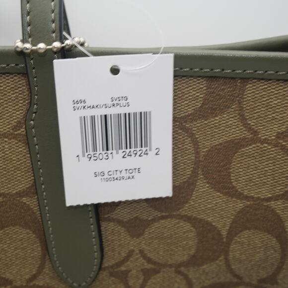 NEW Coach 5696 City Tote In Signature Canvas Leather Khaki/Surplus Bag Purse - Picture 6 of 13